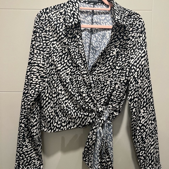 Black Leopard Wrap Front Tie Side Size 10 - Picture 6 of 10